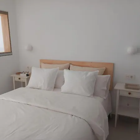 Famara - Beachfront, Huge Window & Ocean Views! Teguise (Lanzarote)