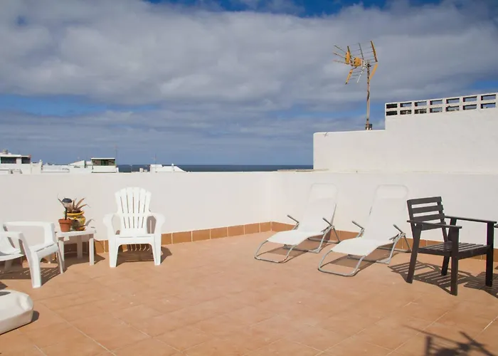 Caleta De Famara Primera Linea De Playa Appartement